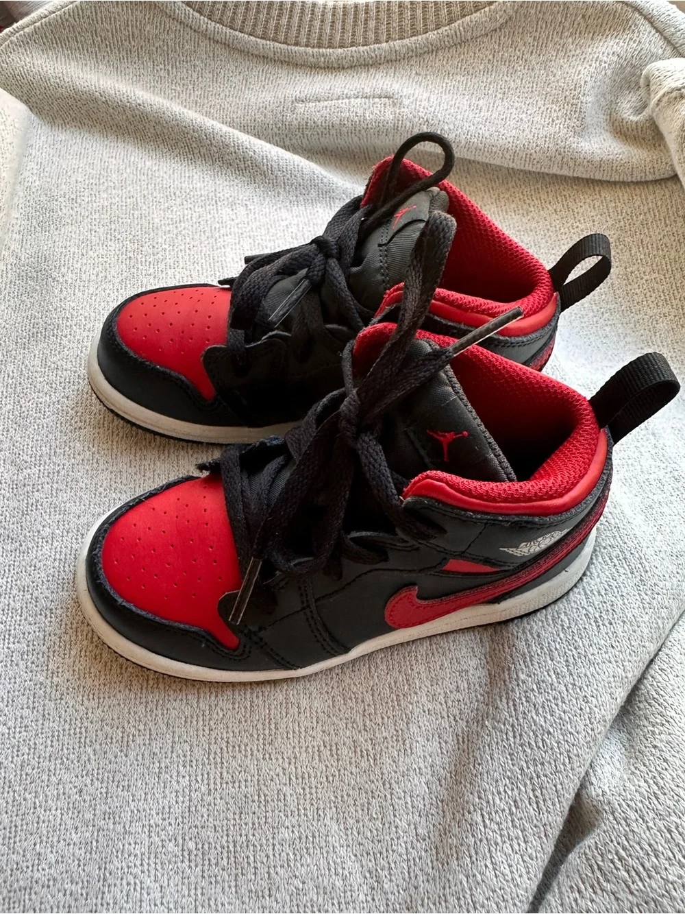 Nike Kids Red and Black High-Top Sneakers